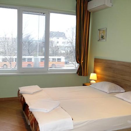 Guest Rooms Kom Sofía Habitación foto