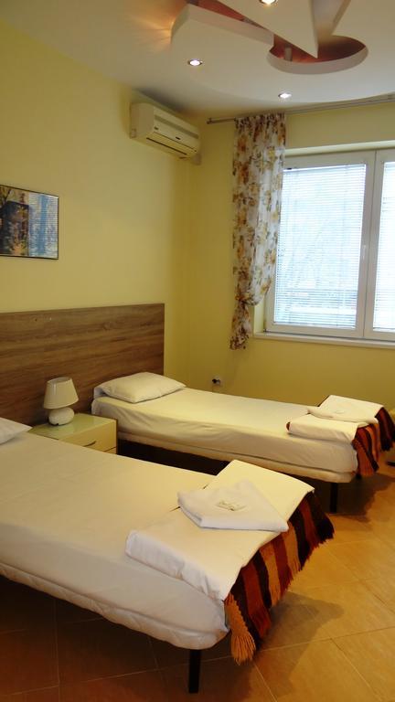Guest Rooms Kom Sofía Habitación foto
