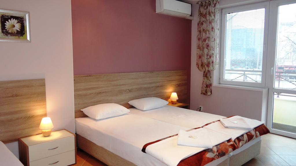Guest Rooms Kom Sofía Habitación foto